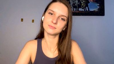 MaribelHudack live cam on Cam4