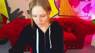 MaribelRiverr live cam on Cam4