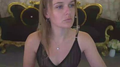 MaribelRiverr live cam on Cam4