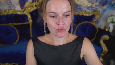 MaribelRiverr live cam on Cam4