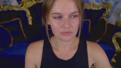 MaribelRiverr live cam on Cam4
