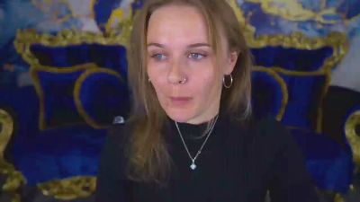 MaribelRiverr live cam on Cam4
