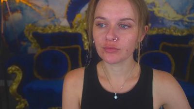 MaribelRiverr live cam on Cam4