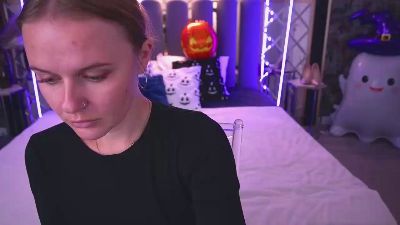 MaribelRiverr live cam on Cam4