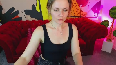 MaribelRiverr live cam on Cam4