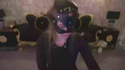 MaribelRiverr live cam on Cam4
