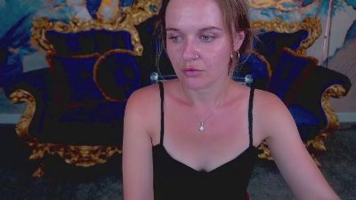 MaribelRiverr live cam on Cam4