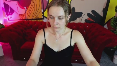 MaribelRiverr live cam on Cam4