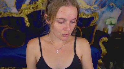 MaribelRiverr live cam on Cam4
