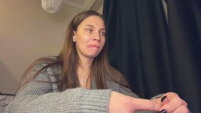 MaricelaApyuan live cam on Cam4