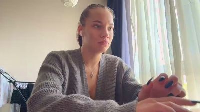 MaricelaApyuan live cam on Cam4