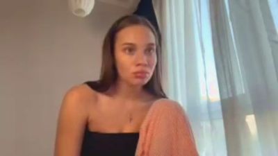 MaricelaApyuan live cam on Cam4