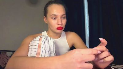 MaricelaApyuan live cam on Cam4