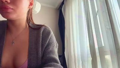 MaricelaApyuan live cam on Cam4