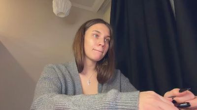 MaricelaApyuan live cam on Cam4