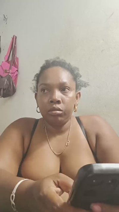 MarieLarissa live cam on Cam4
