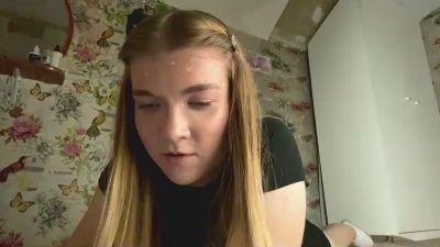MarielManiatis live cam on Cam4