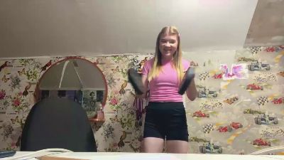 MarielManiatis live cam on Cam4