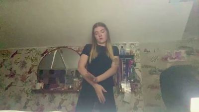 MarielManiatis live cam on Cam4