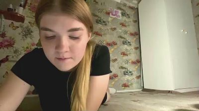 MarielManiatis live cam on Cam4
