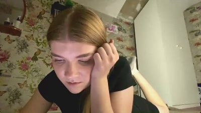 MarielManiatis live cam on Cam4