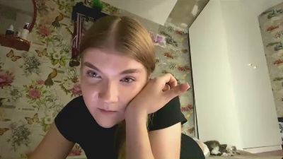 MarielManiatis live cam on Cam4