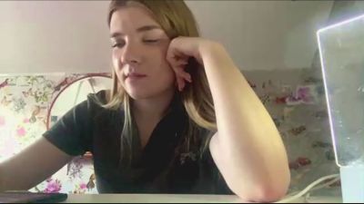 MarielManiatis live cam on Cam4