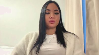 MarielaFulmore live cam on Cam4
