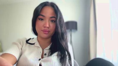 MarielaFulmore live cam on Cam4