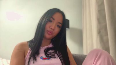 MarielaFulmore live cam on Cam4
