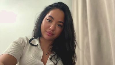 MarielaFulmore live cam on Cam4