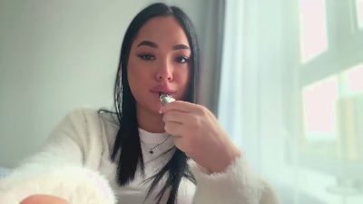 MarielaFulmore live cam on Cam4
