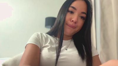 MarielaFulmore live cam on Cam4