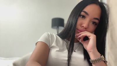 MarielaFulmore live cam on Cam4