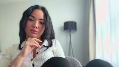 MarielaFulmore live cam on Cam4