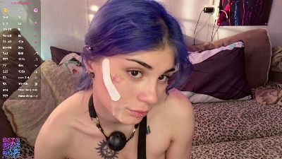 MarielleHubiak live cam on Cam4