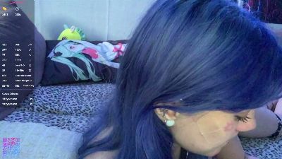 MarielleHubiak live cam on Cam4
