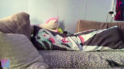 MarielleHubiak live cam on Cam4