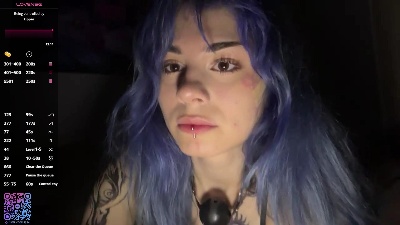 MarielleHubiak live cam on Cam4