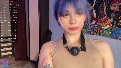 MarielleHubiak live cam on Cam4