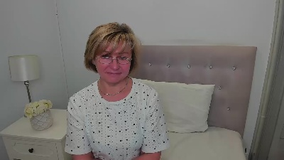 MarieneFantasy live cam on Cam4