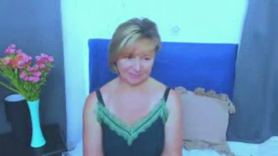 MarieneFantasy live cam on Cam4