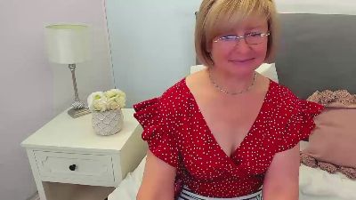 MarieneFantasy live cam on Cam4