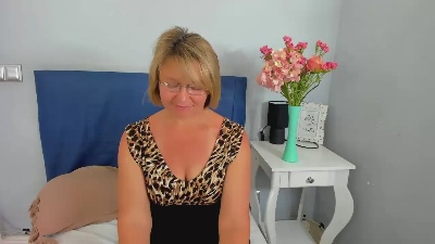 MarieneFantasy live cam on Cam4