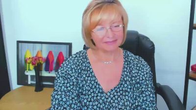 MarieneFantasy live cam on Cam4