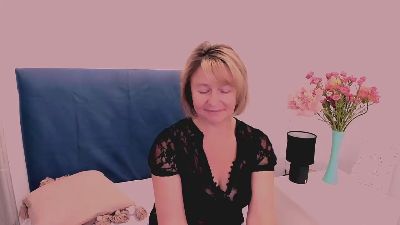 MarieneFantasy live cam on Cam4