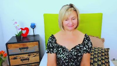 MarieneFantasy live cam on Cam4