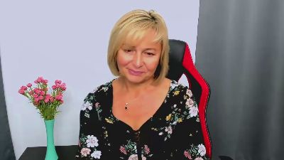MarieneFantasy live cam on Cam4