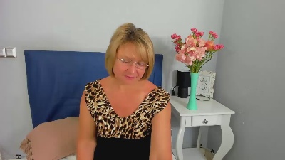 MarieneFantasy live cam on Cam4