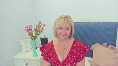 MarieneFantasy live cam on Cam4